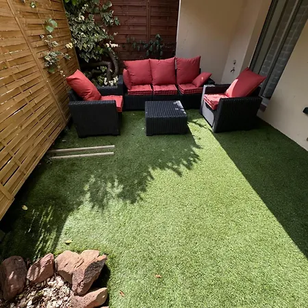 Avec Jardin شقة *